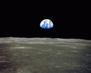 A Föld a Hold egén - Egy új szemléletmód kezdete